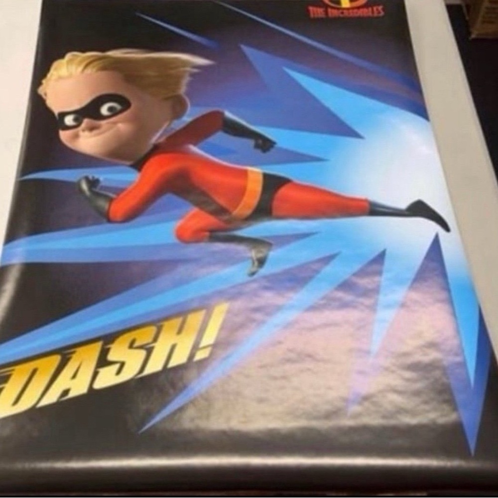 The Incredibles Dash Poster - Picture 2 of 4